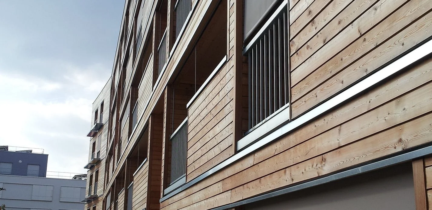 bardage de facade ou Toiture; dak; roof; dakherstelling; rénavation de toit; Charpente de toit; couvreur; toiturier; dakwerken; hout; isolation;laine de roche; laine de verre;
