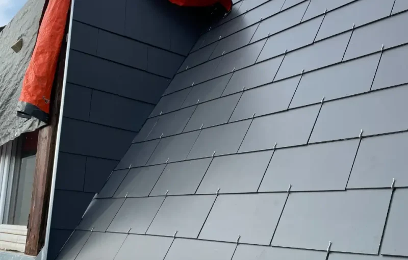 bardage ardoise ; Leisteen bekleding; Toiture; dak; roof;